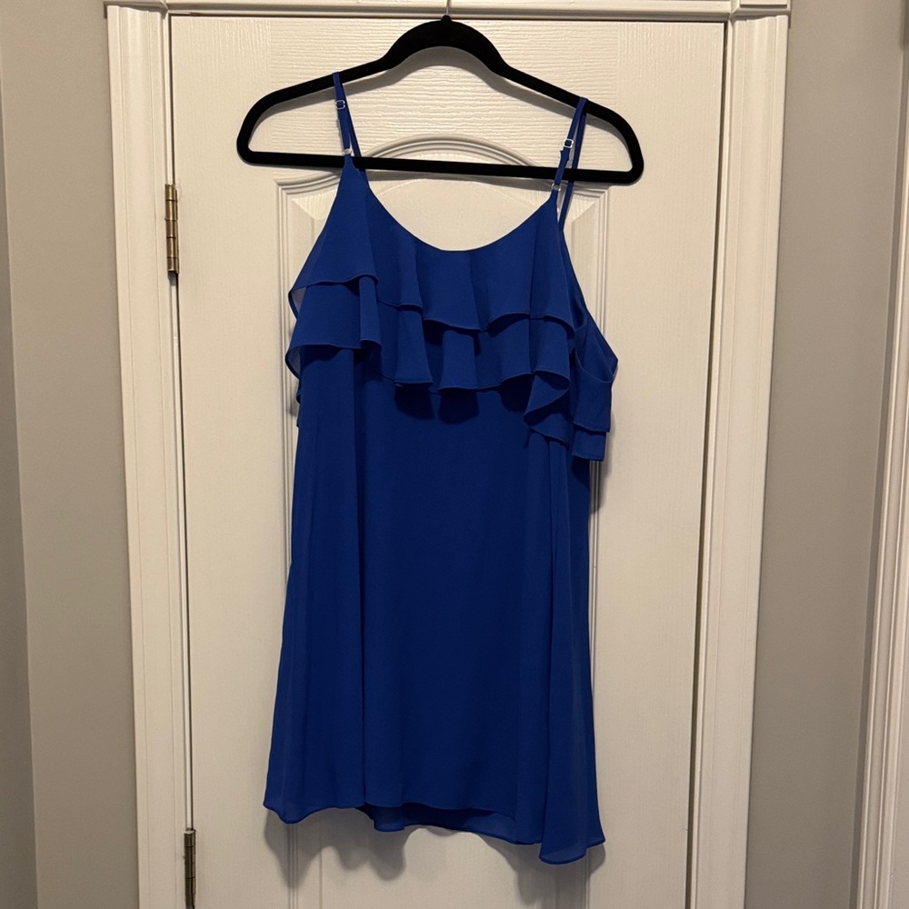 Lulu's Chic Blue Top - Picture 3 of 3